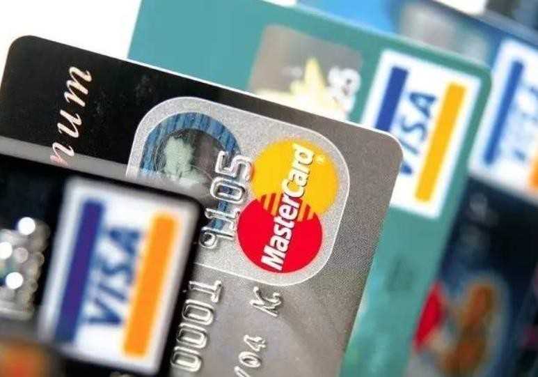 贷记卡和准贷记卡的区别有哪些